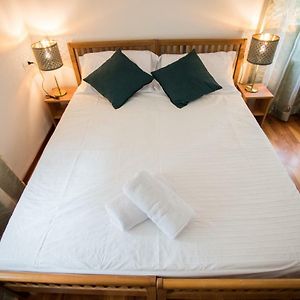 Double or Twin Room Private Bathroom